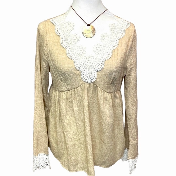 Altar’d State Textured Boho Lace Trim Blouse - Picture 1 of 6